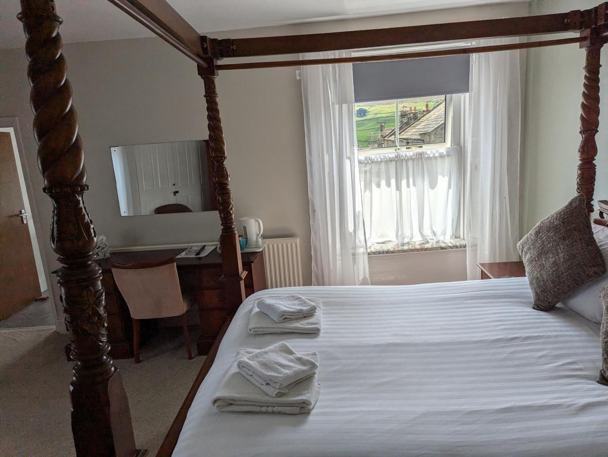 The Buck Hotel Reeth Buitenkant foto