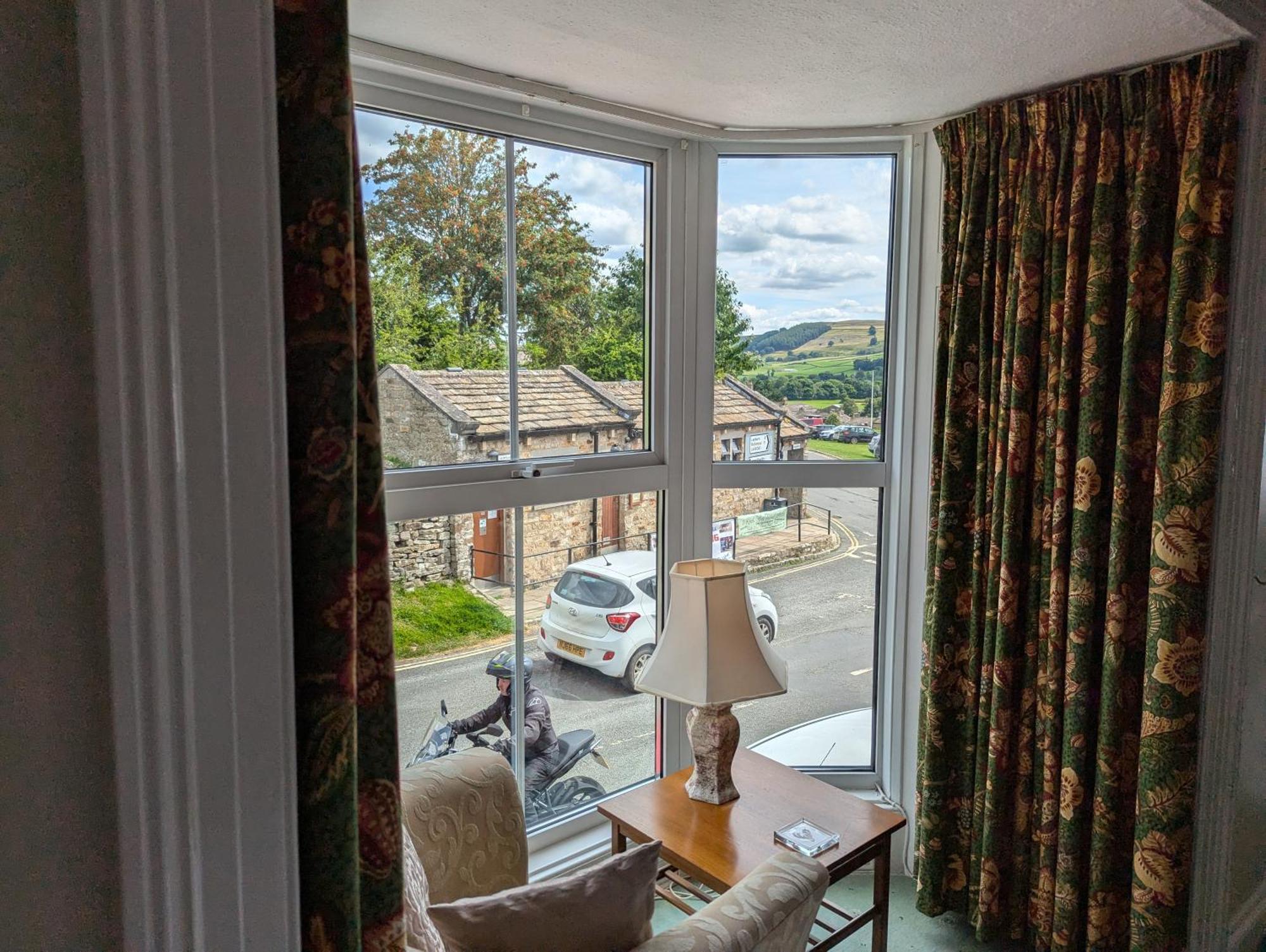 The Buck Hotel Reeth Buitenkant foto